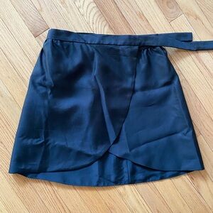 Silk/wool black true wrap tulip hem mini skirt NWT